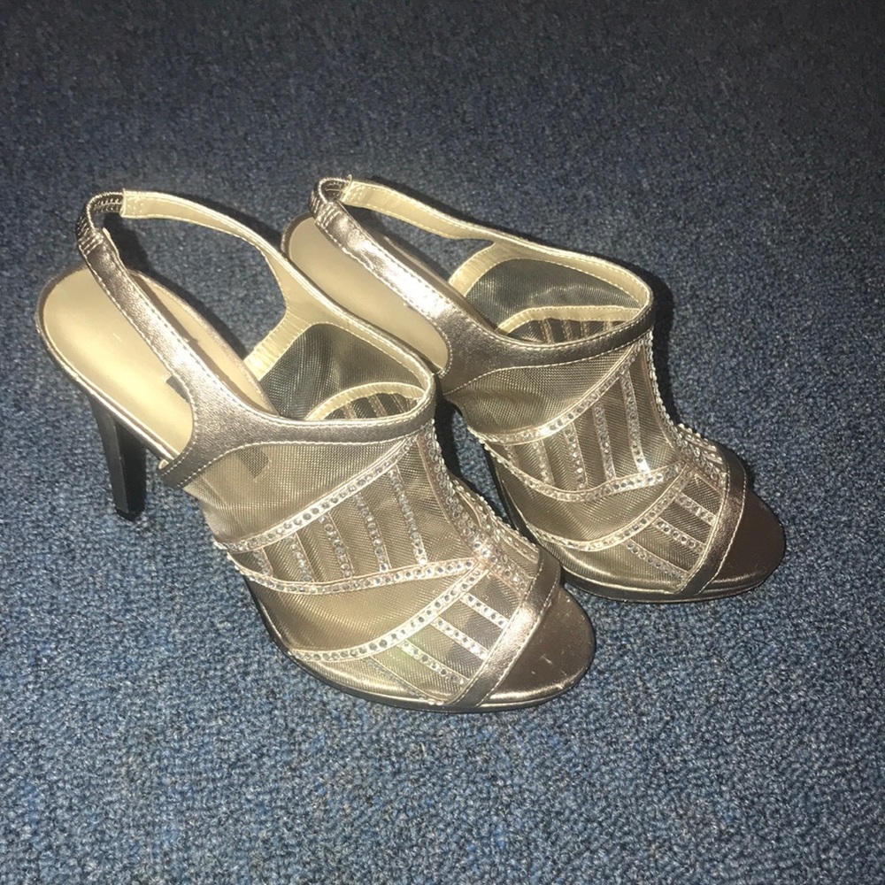 BEDAZZLED✨ PROM HEELS